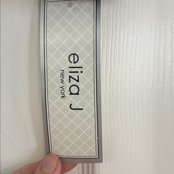 Eliza J New York Brown Satin Evening Party Blouse Womens Size 10 NWT - Picture 4 of 8